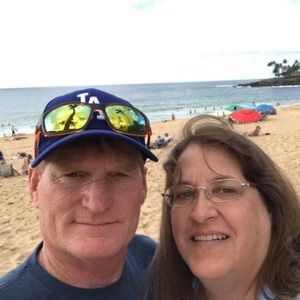 Meet your Posher, Becky